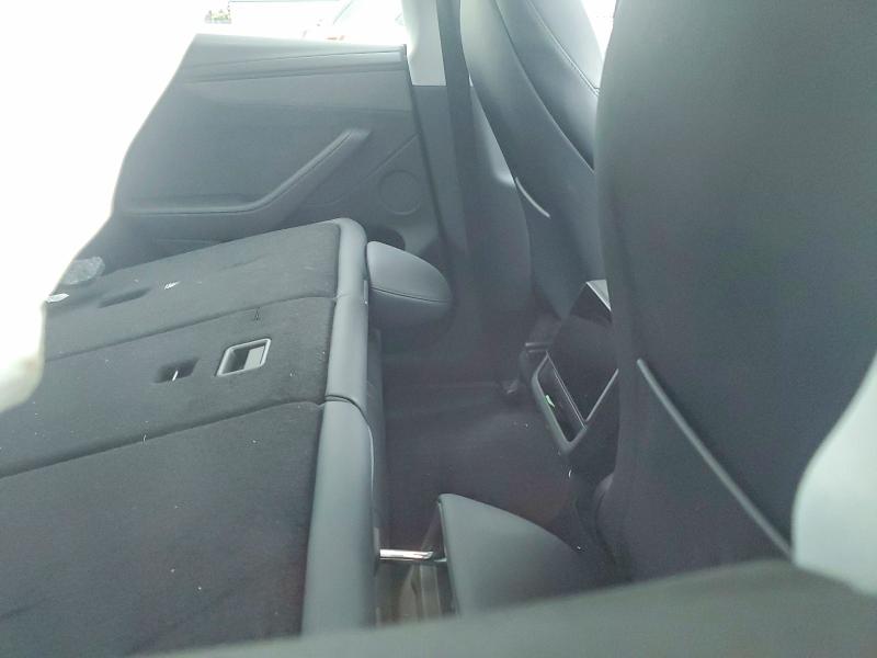 2026 Tesla Model Y მანქანა იყიდება აუქციონზე, vin: 7SAYGDED0TF459121, აუქციონის ნომერი: 76468675
