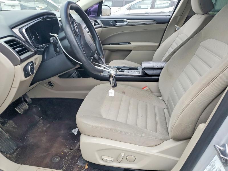 76040365 :رقم المزاد ، 3FA6P0H73HR236859 vin ، 2017 Ford Fusion مزاد بيع