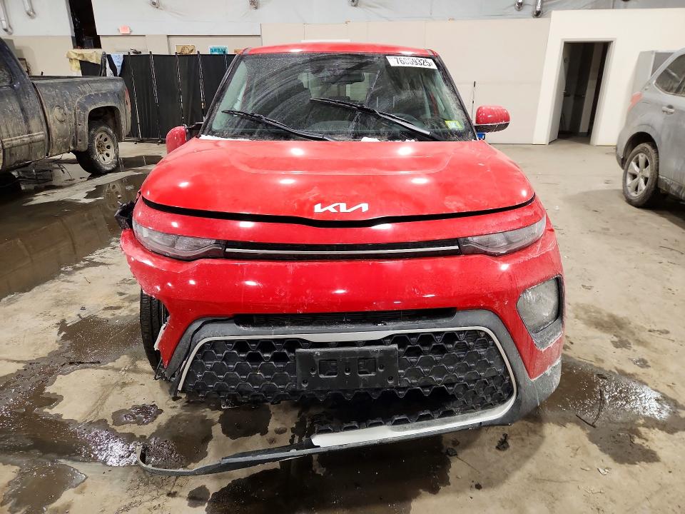 76869325 :رقم المزاد ، KNDJ23AU0N7150903 vin ، 2022 Kia Soul مزاد بيع