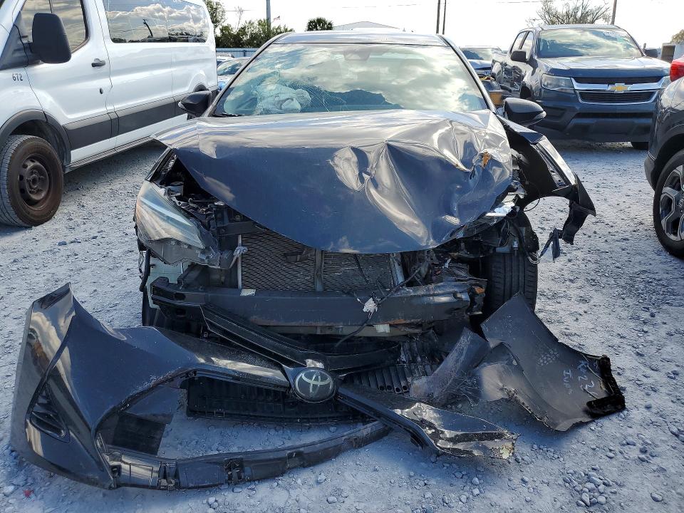 2018 Toyota Corolla მანქანა იყიდება აუქციონზე, vin: 5YFBURHE5JP803184, აუქციონის ნომერი: 78290825