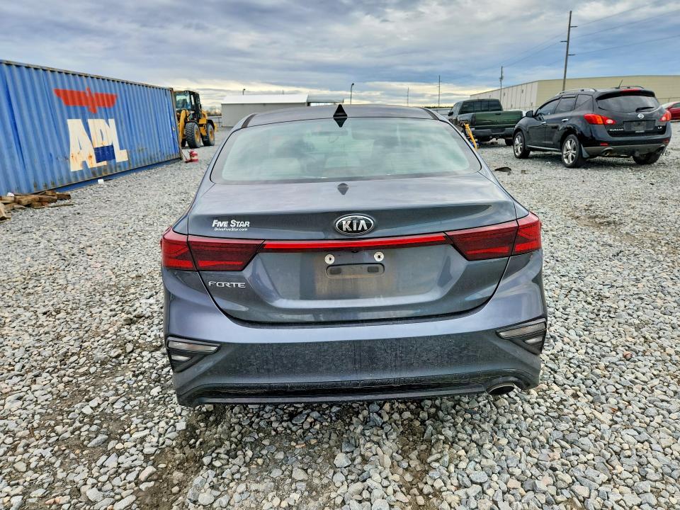 2019 Kia Forte მანქანა იყიდება აუქციონზე, vin: 3KPF24AD8KE029589, აუქციონის ნომერი: 79424445