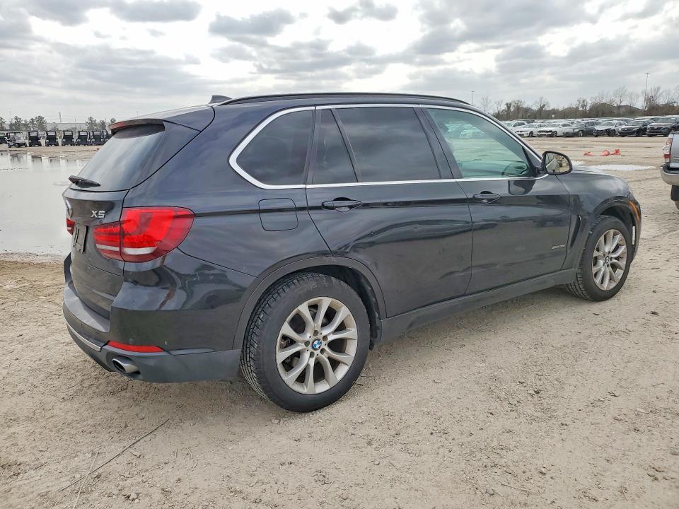 2015 Bmw X5 მანქანა იყიდება აუქციონზე, vin: 5UXKR2C51F0H38062, აუქციონის ნომერი: 77977325