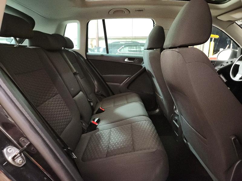 Продажа на аукционе авто 2010 Volkswagen Tiguan Se, vin: WVGBV7AX2AW521231, номер лота: 76577055