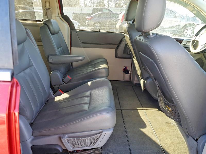 2010 Chrysler Town & Country მანქანა იყიდება აუქციონზე, vin: 2A4RR5D14AR128157, აუქციონის ნომერი: 76517625