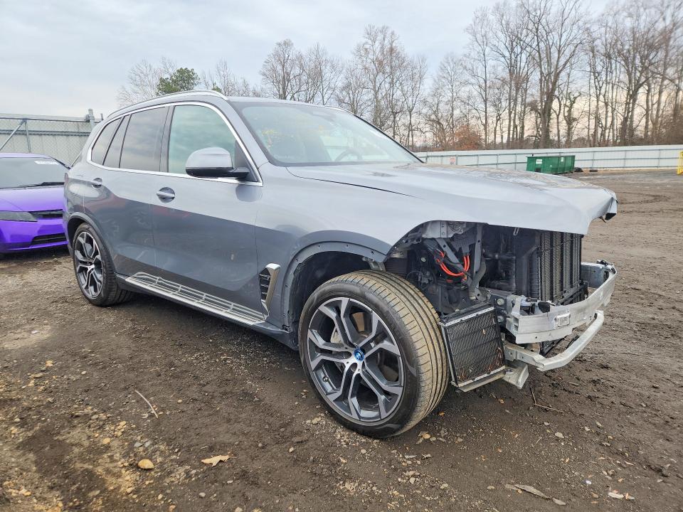 77426085 :رقم المزاد ، 5UX43EU02R9S78325 vin ، 2024 Bmw X5 مزاد بيع
