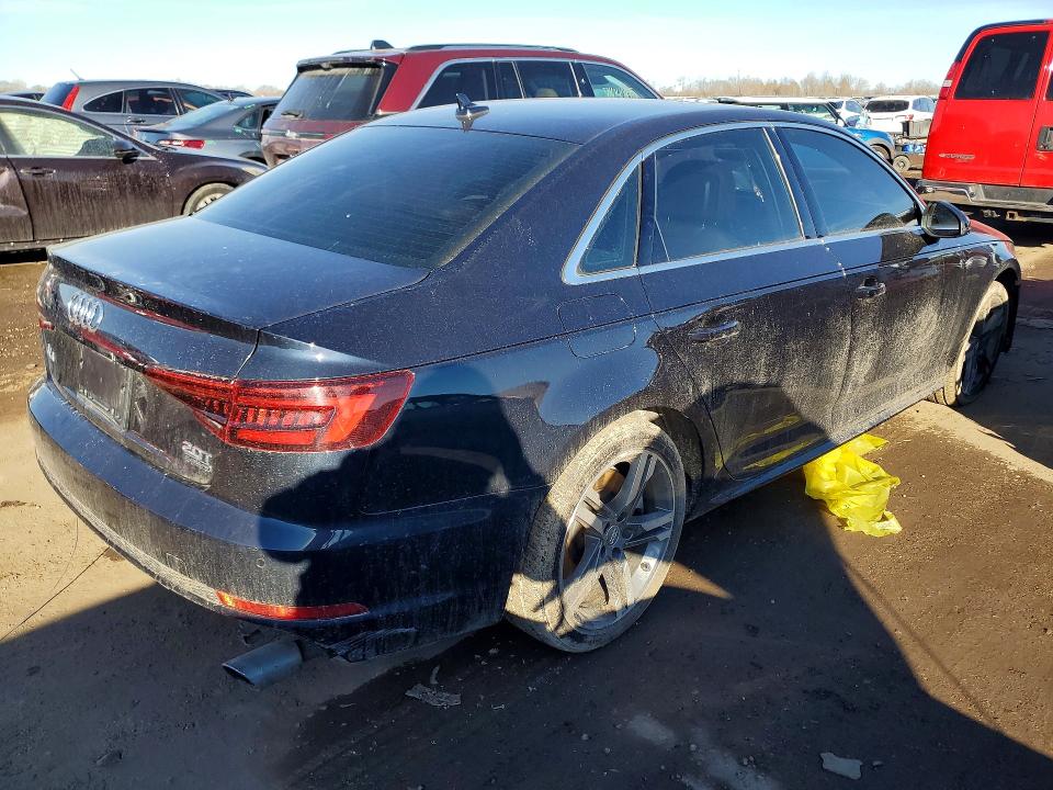 Продаж на аукціоні авто 2018 Audi A4, vin: WAUENAF44JA111134, номер лоту: 78321655