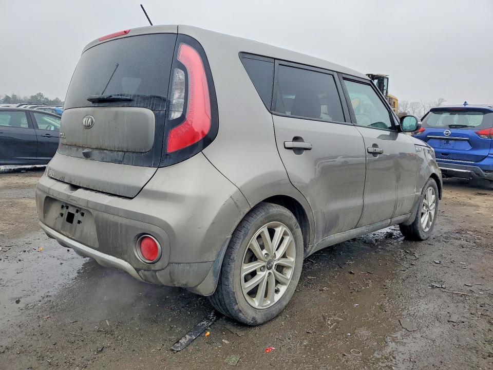 78034635 :رقم المزاد ، KNDJP3A55H7497285 vin ، 2017 Kia Soul مزاد بيع