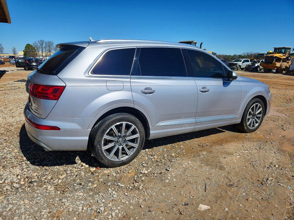 79236665 :رقم المزاد ، WA1VABF77JD011021 vin ، 2018 Audi Q7 مزاد بيع