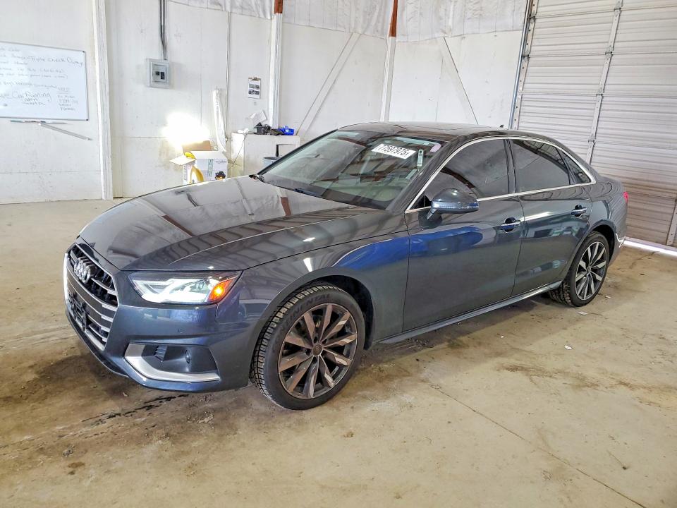 Aukcja sprzedaży 2022 Audi A4, vin: WAUABBF42NN000108, numer aukcji: 77597975