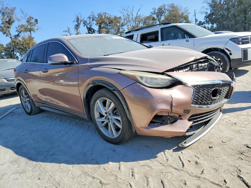 76936965 :رقم المزاد ، SJKCH5CP0JA051230 vin ، 2018 Infiniti Qx30 مزاد بيع