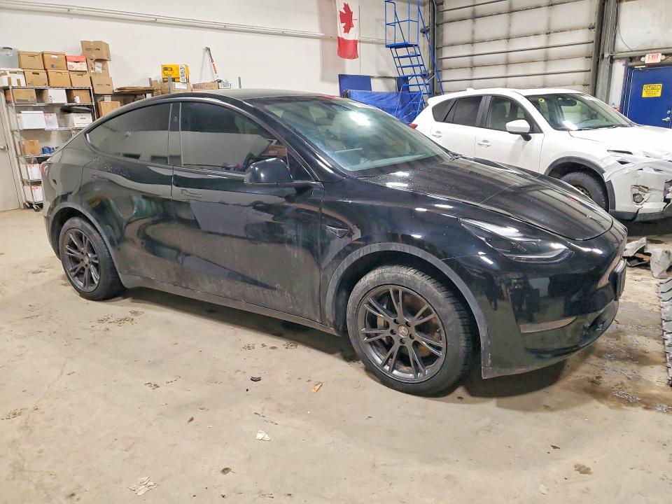 77228665 :رقم المزاد ، 7SAYGDED1RF096014 vin ، 2024 Tesla Model Y مزاد بيع