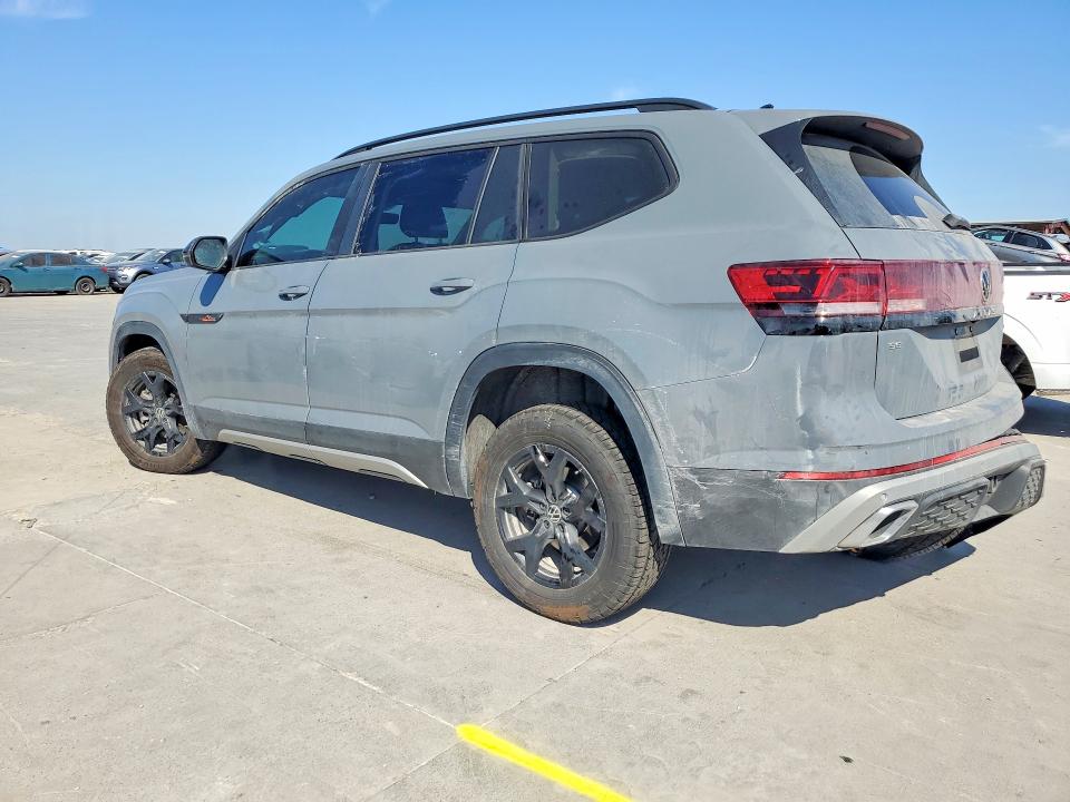 Продажа на аукционе авто 2024 Volkswagen Atlas, vin: 1V2CR2CA0RC599527, номер лота: 77211045