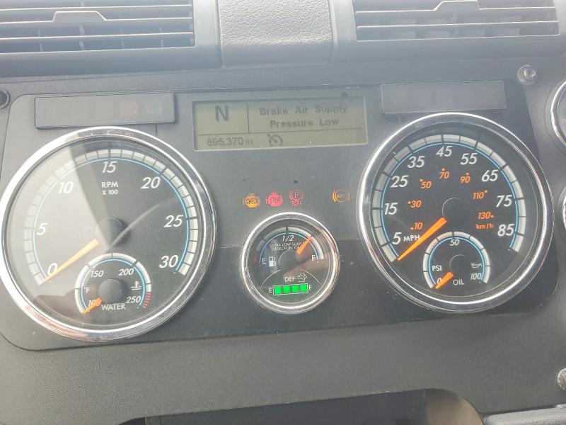 77940885 :رقم المزاد ، 3AKJGLDR2JSJP4899 vin ، 2018 Freightliner Cascadia 125 مزاد بيع
