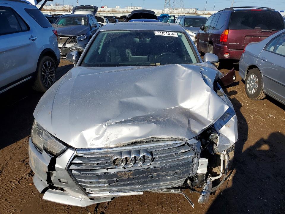 Продажа на аукционе авто 2017 Audi A4, vin: WAUANAF43HN016890, номер лота: 77704515