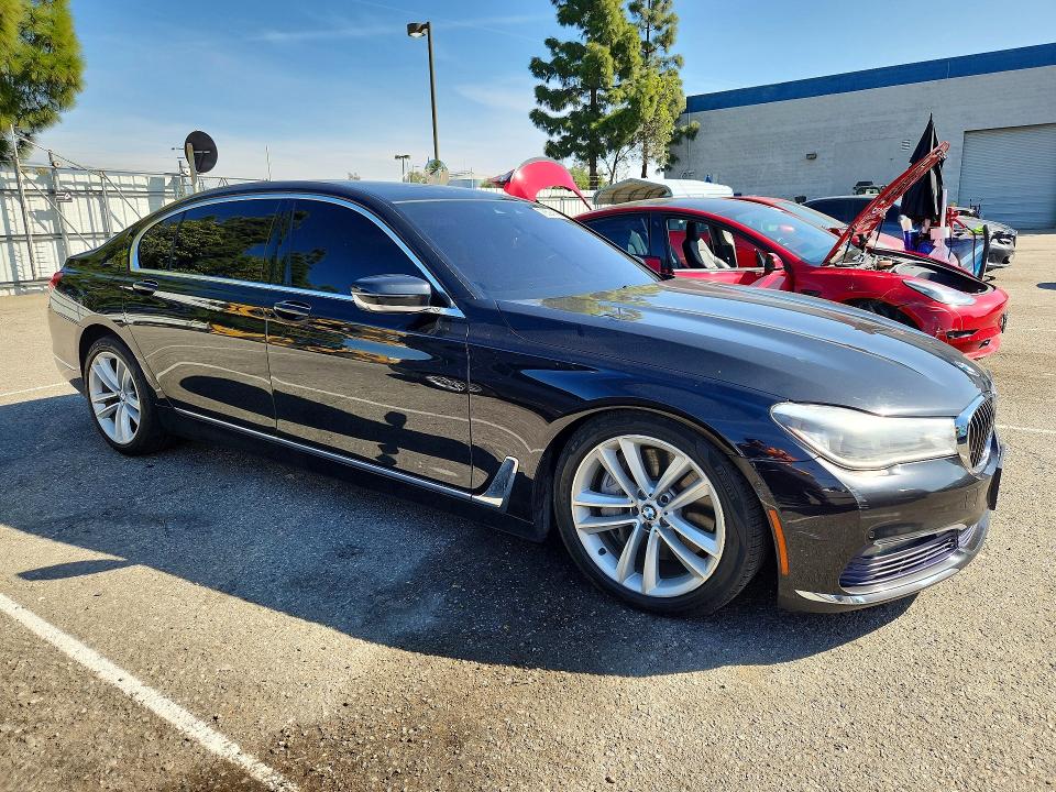 78524145 :رقم المزاد ، WBA7F0C51GGL99679 vin ، 2016 Bmw 750 مزاد بيع