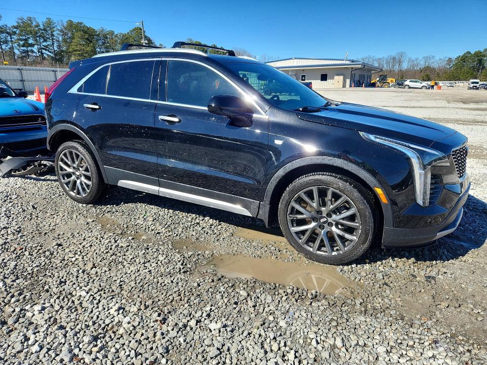 77671655 :رقم المزاد ، 1GYFZDR4XLF141344 vin ، 2020 Cadillac Xt4 مزاد بيع