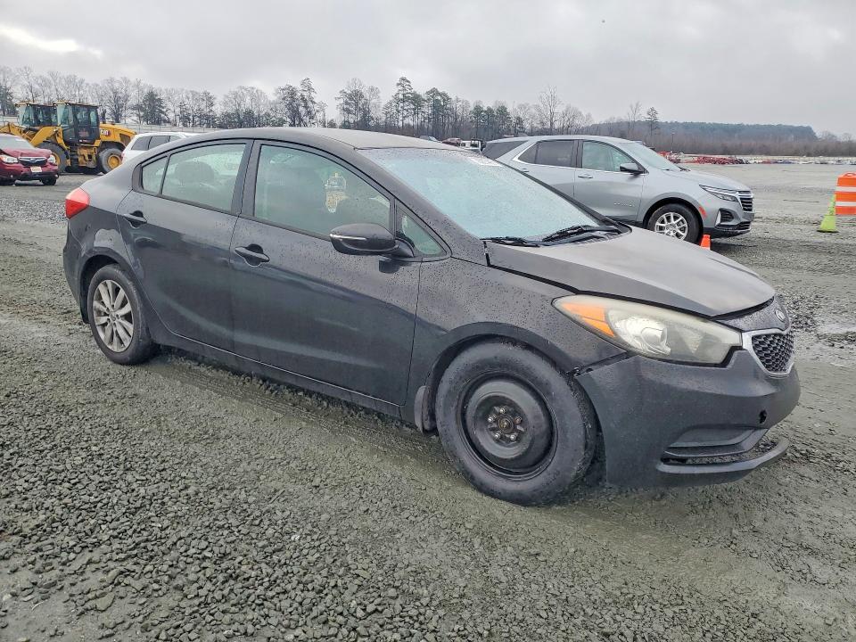 2014 Kia Forte მანქანა იყიდება აუქციონზე, vin: KNAFX4A65E5082153, აუქციონის ნომერი: 79237465