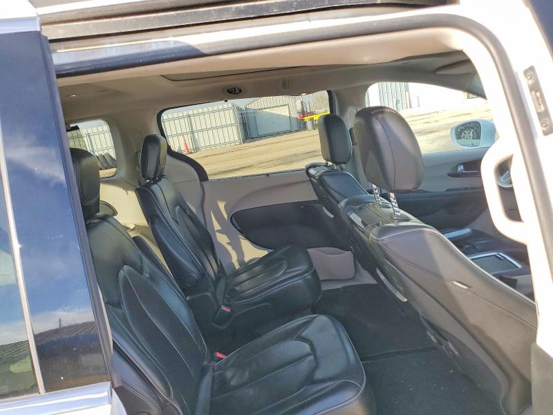 Продажа на аукционе авто 2017 Chrysler Pacifica, vin: 2C4RC1GGXHR787998, номер лота: 77776535
