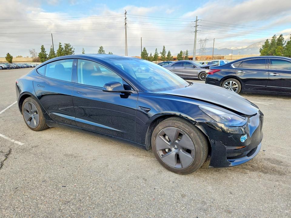 78139965 :رقم المزاد ، 5YJ3E1EA6MF067019 vin ، 2021 Tesla Model 3 مزاد بيع