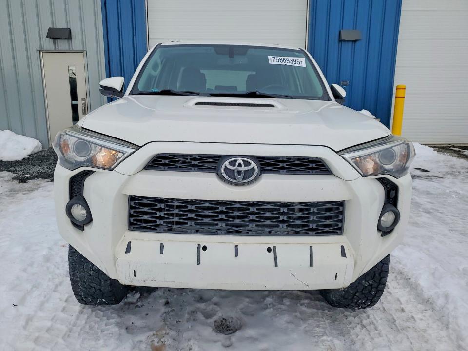 75669395 :رقم المزاد ، JTEBU5JR6E5168593 vin ، 2014 Toyota 4runner مزاد بيع