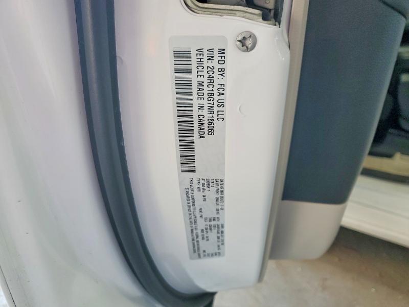 77330015 :رقم المزاد ، 2C4RC1BG7NR186065 vin ، 2022 Chrysler Pacifica مزاد بيع