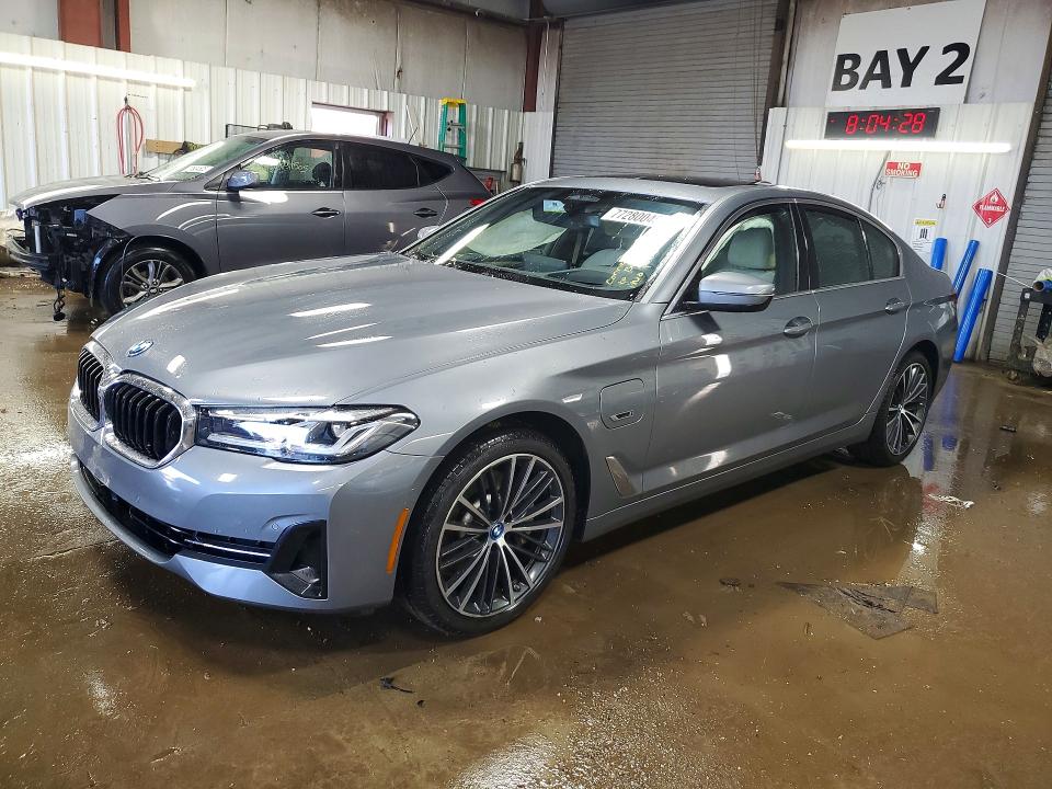 77280045 :رقم المزاد ، WBA33AG05PCM19967 vin ، 2023 Bmw 530xe مزاد بيع