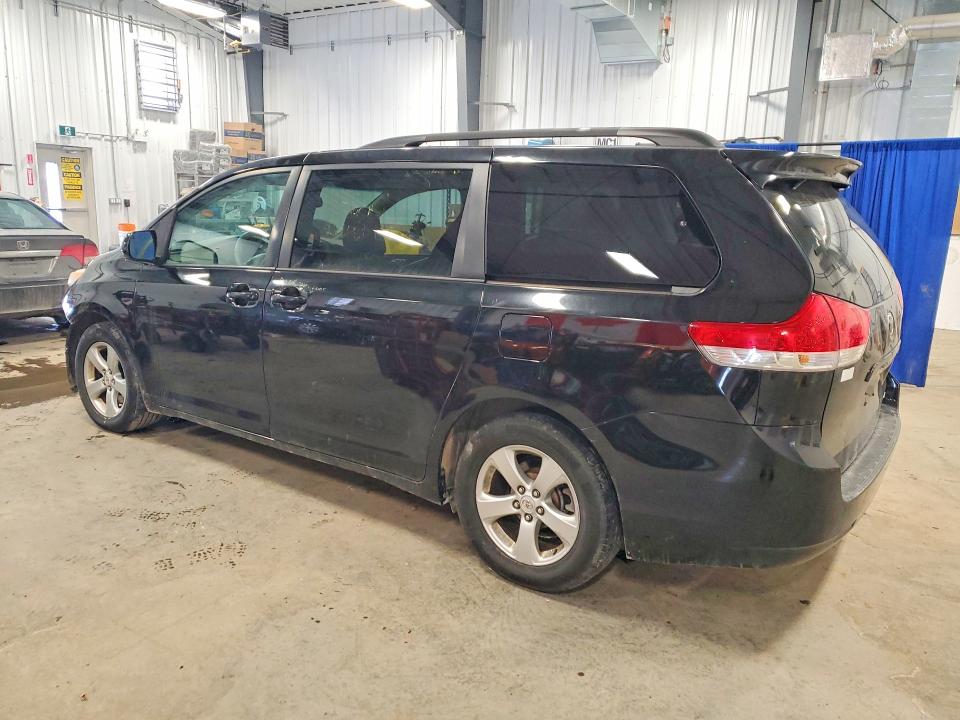 Aukcja sprzedaży 2012 Toyota Sienna, vin: 5TDKK3DC1CS255086, numer aukcji: 77960875