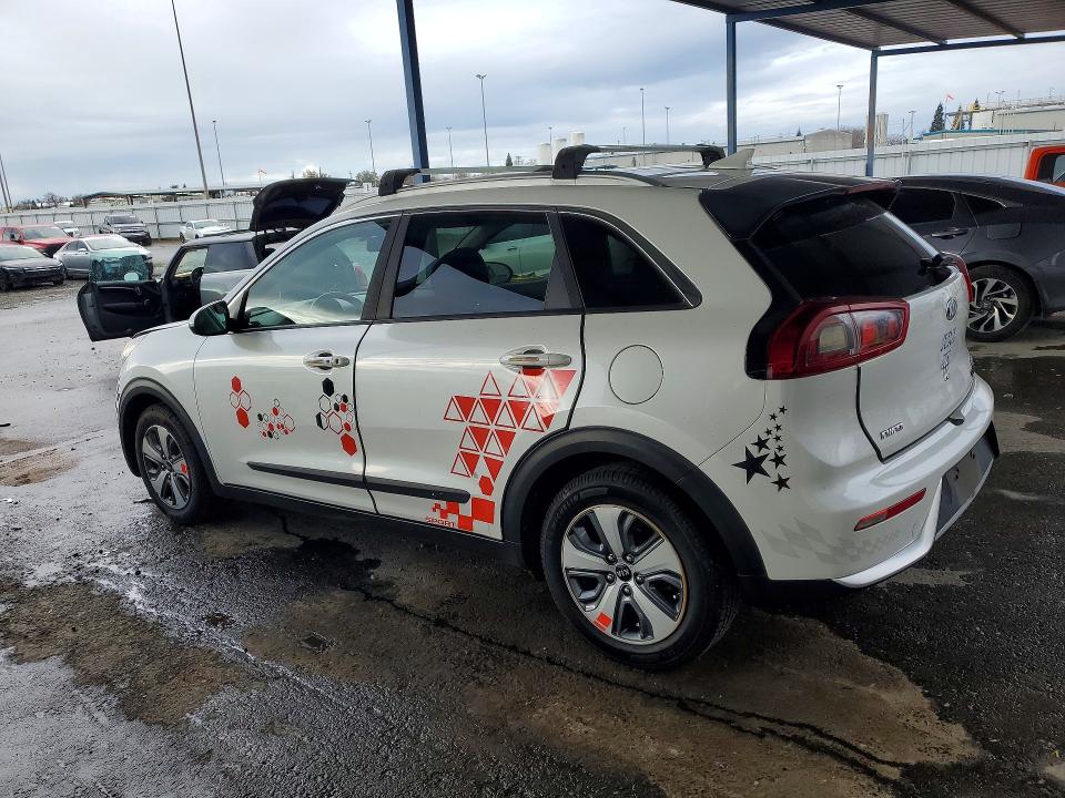 76352605 :رقم المزاد ، KNDCB3LC2K5284266 vin ، 2019 Kia Niro مزاد بيع