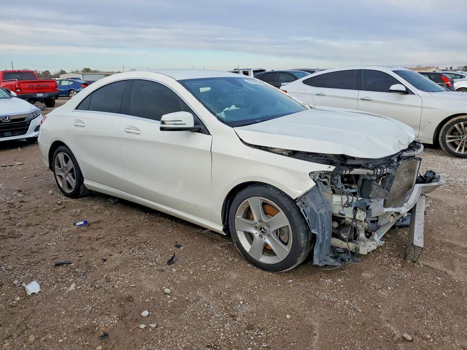 Продажа на аукционе авто 2015 Mercedes-benz Cla, vin: WDDSJ4GB4FN172957, номер лота: 75792015