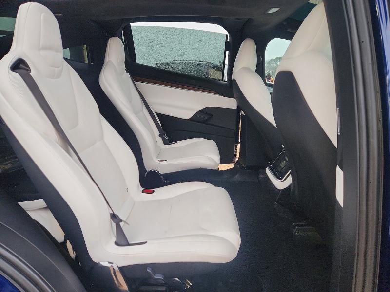 Продаж на аукціоні авто 2023 Tesla Model X, vin: 7SAXCBE53PF385624, номер лоту: 75792735