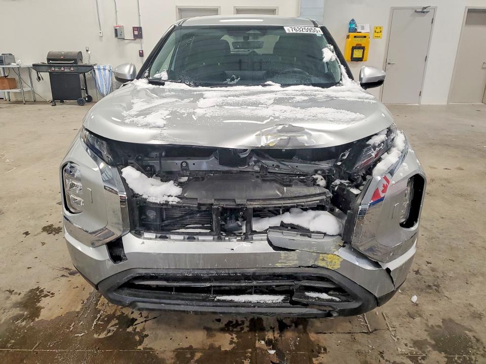 76325955 :رقم المزاد ، JA4J4UA88SZ613836 vin ، 2025 Mitsubishi Outlander مزاد بيع