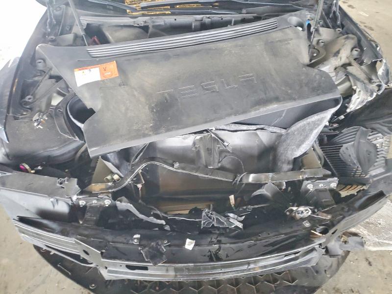 77837675 :رقم المزاد ، 5YJSA1E10HF187122 vin ، 2017 Tesla Model S مزاد بيع