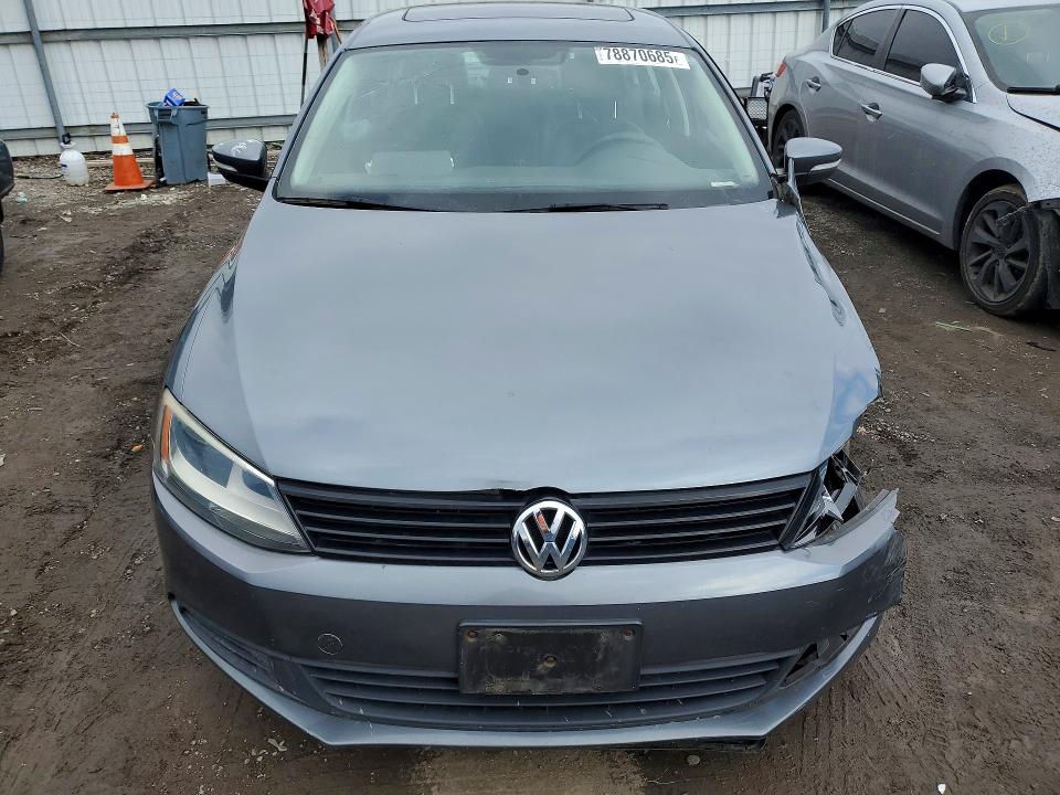 2011 Volkswagen Jetta მანქანა იყიდება აუქციონზე, vin: 3VWDZ7AJ9BM319739, აუქციონის ნომერი: 78870685