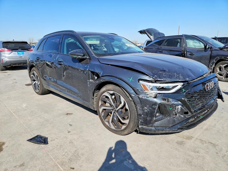Продаж на аукціоні авто 2024 Audi Q8 E-tron, vin: WA15AAGEXRB064097, номер лоту: 79461675