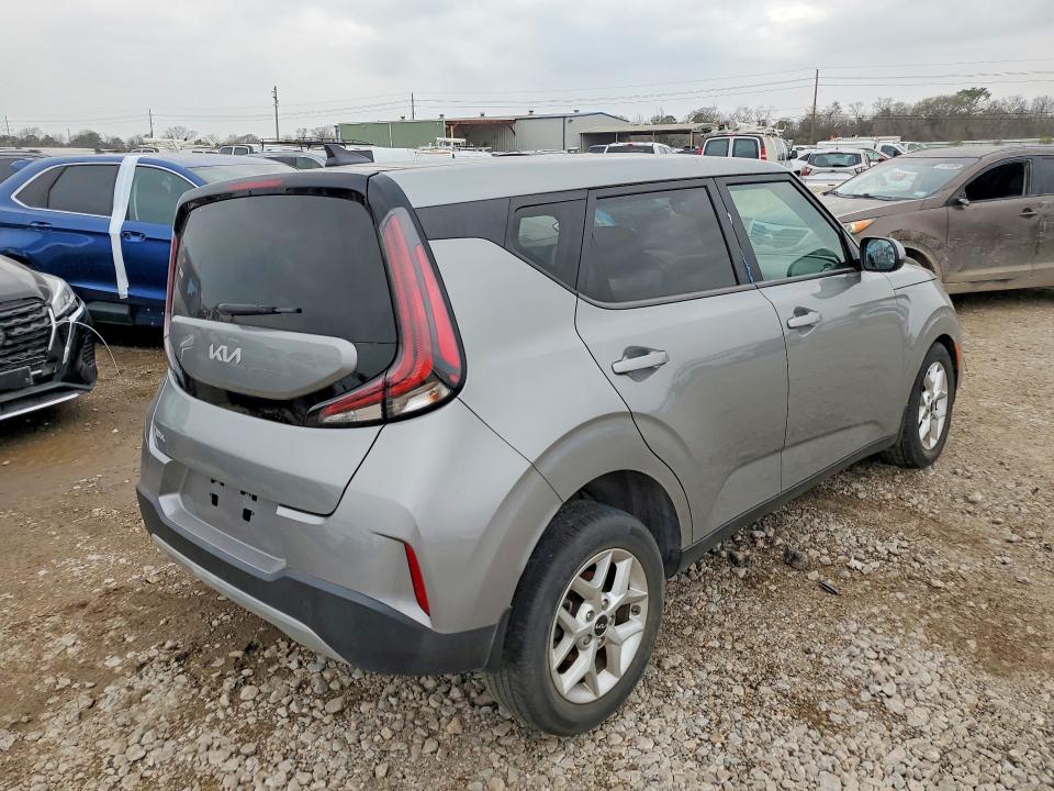 Продажа на аукционе авто 2023 Kia Soul, vin: KNDJ23AU0P7867532, номер лота: 77768685