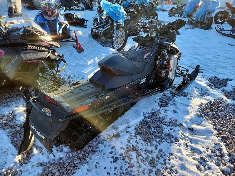 2017 Ski Doo Sm Renegade Enduro 1 მანქანა იყიდება აუქციონზე, vin: 2BPSUBHB0HV000099, აუქციონის ნომერი: 75654155