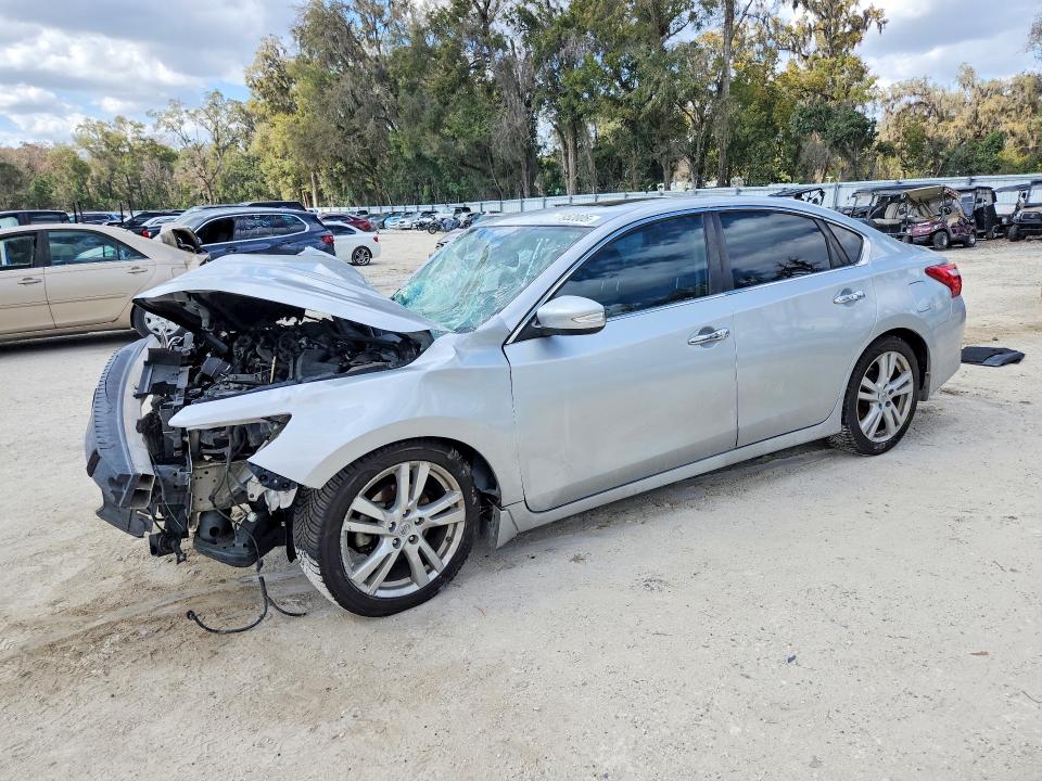 Продажа на аукционе авто 2016 Nissan Altima, vin: 1N4BL3AP8GC253868, номер лота: 77952005
