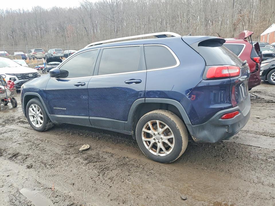 78683735 :رقم المزاد ، 1C4PJLCSXFW720390 vin ، 2015 Jeep Cherokee مزاد بيع