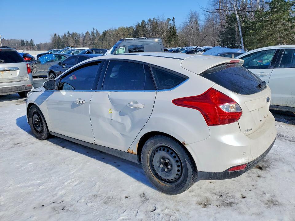 2013 Ford Focus Tita მანქანა იყიდება აუქციონზე, vin: 1FADP3N28DL366310, აუქციონის ნომერი: 77389545