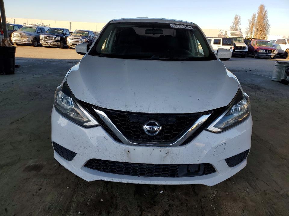 Продаж на аукціоні авто 2018 Nissan Sentra, vin: 3N1AB7AP4JL649407, номер лоту: 75689515