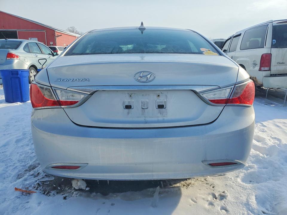 Продажа на аукционе авто 2012 Hyundai Sonata, vin: 5NPEB4AC6CH473506, номер лота: 75399525