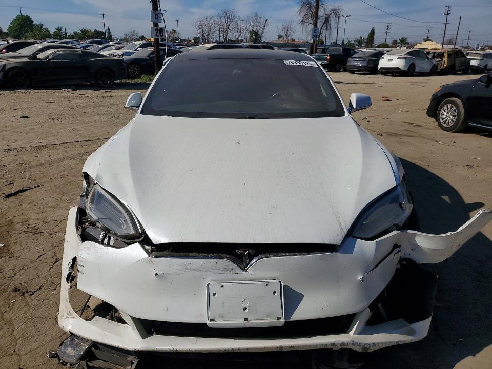 76388105 :رقم المزاد ، 5YJSA1E26KF347925 vin ، 2019 Tesla Model S مزاد بيع