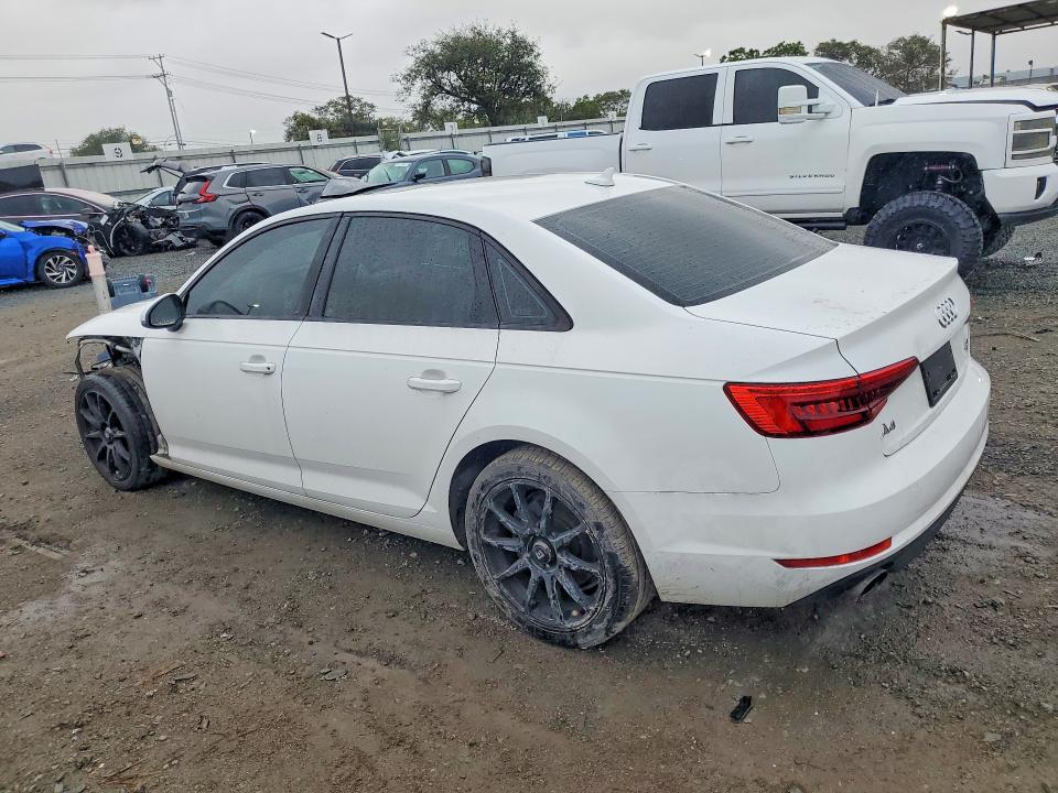 Продажа на аукционе авто 2017 Audi A4, vin: WAUGMAF42HN071635, номер лота: 76201845