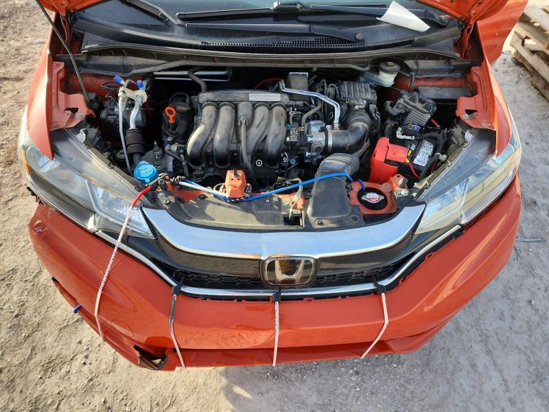 76254355 :رقم المزاد ، 3HGGK5H89JM702950 vin ، 2018 Honda Fit مزاد بيع