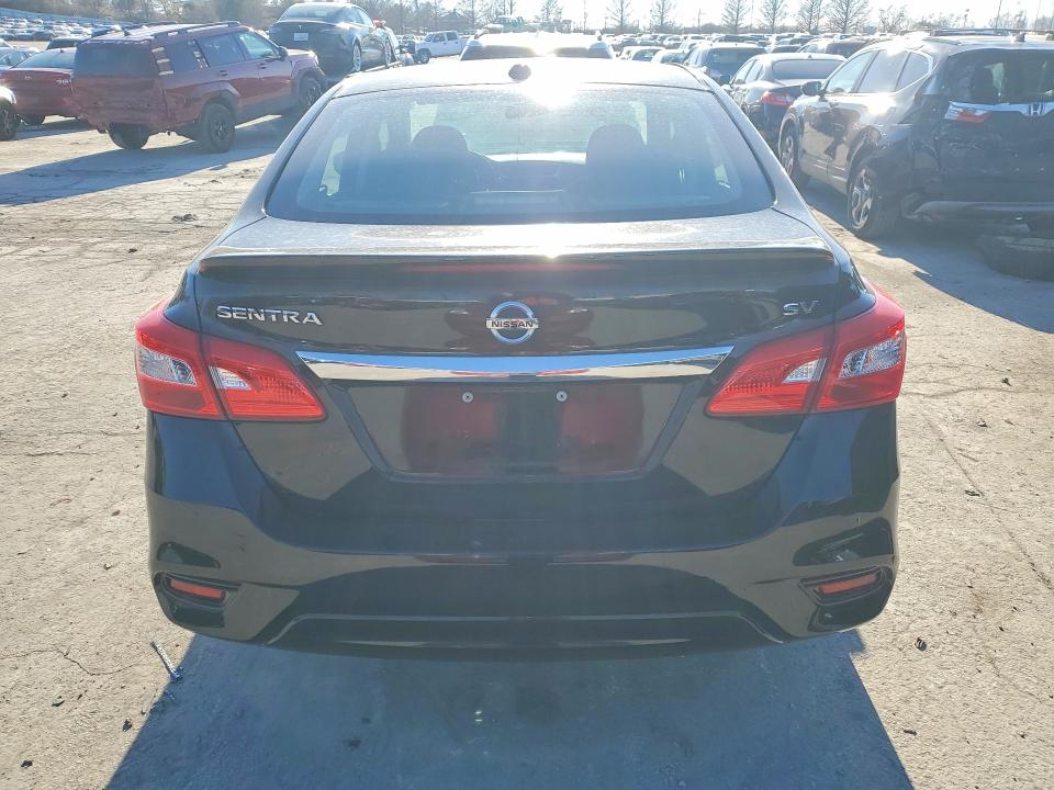 2018 Nissan Sentra მანქანა იყიდება აუქციონზე, vin: 3N1AB7AP8JY326559, აუქციონის ნომერი: 78473075