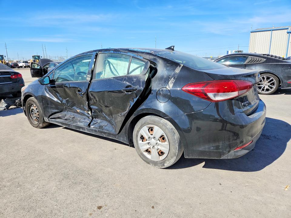61748925 :رقم المزاد ، 3KPFK4A74HE031794 vin ، 2017 Kia Forte مزاد بيع