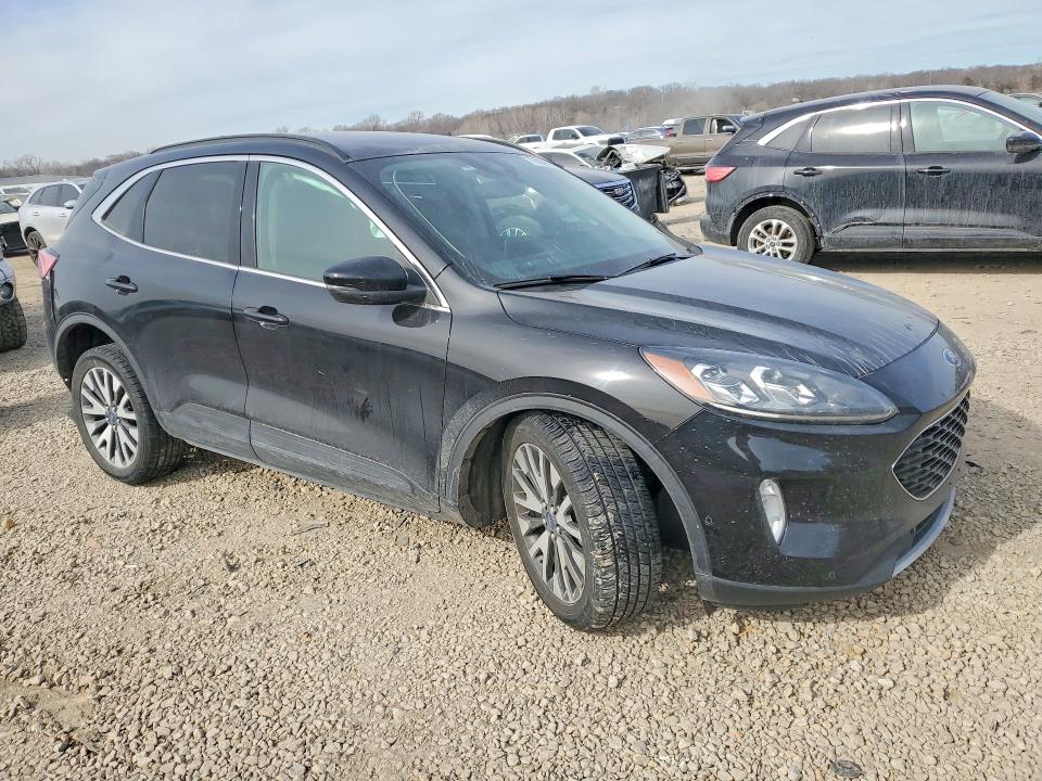 2020 Ford Escape მანქანა იყიდება აუქციონზე, vin: 1FMCU9J99LUB15983, აუქციონის ნომერი: 77090005