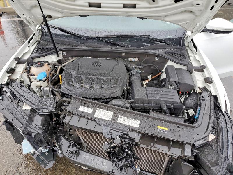 77551625 :رقم المزاد ، 1VWAA7A38JC008055 vin ، 2018 Volkswagen Passat مزاد بيع
