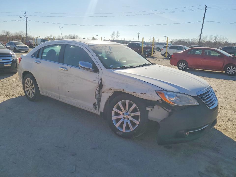 Продажа на аукционе авто 2014 Chrysler 200, vin: 1C3CCBCG7EN173005, номер лота: 79287165
