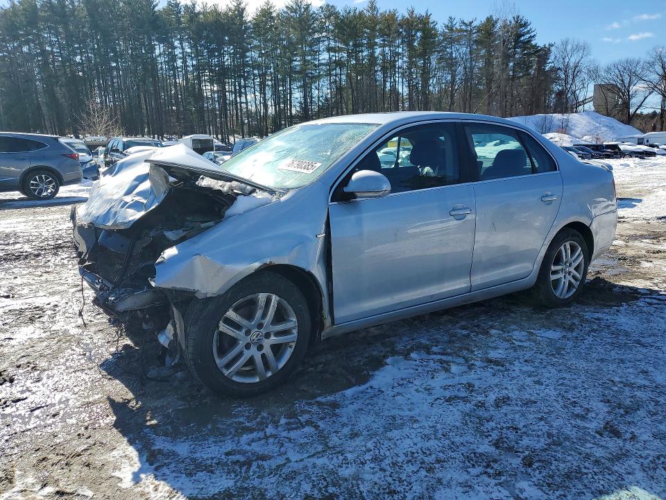 2007 Volkswagen Jetta მანქანა იყიდება აუქციონზე, vin: 3VWEF71K97M164560, აუქციონის ნომერი: 76790385